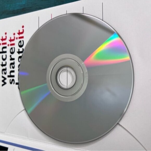 AN Inconvenient Truth DVD - Picture 5 of 6